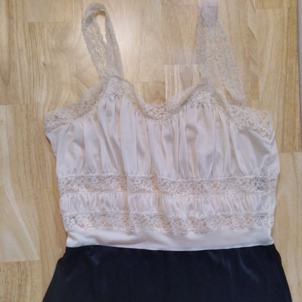 Vintage Nylon Satin Lace Lingerie Dress Slip Nightgown - Picture 1 of 5